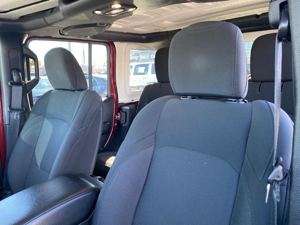 used 2021 Jeep Wrangler Unlimited car, priced at $27,500