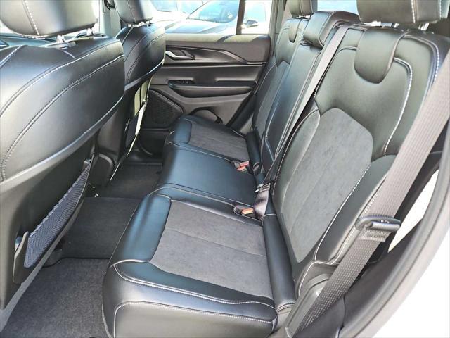 new 2025 Jeep Grand Cherokee car, priced at $37,935
