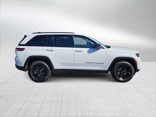 new 2025 Jeep Grand Cherokee car, priced at $37,935
