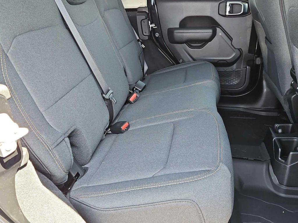 new 2025 Jeep Wrangler car, priced at $48,615