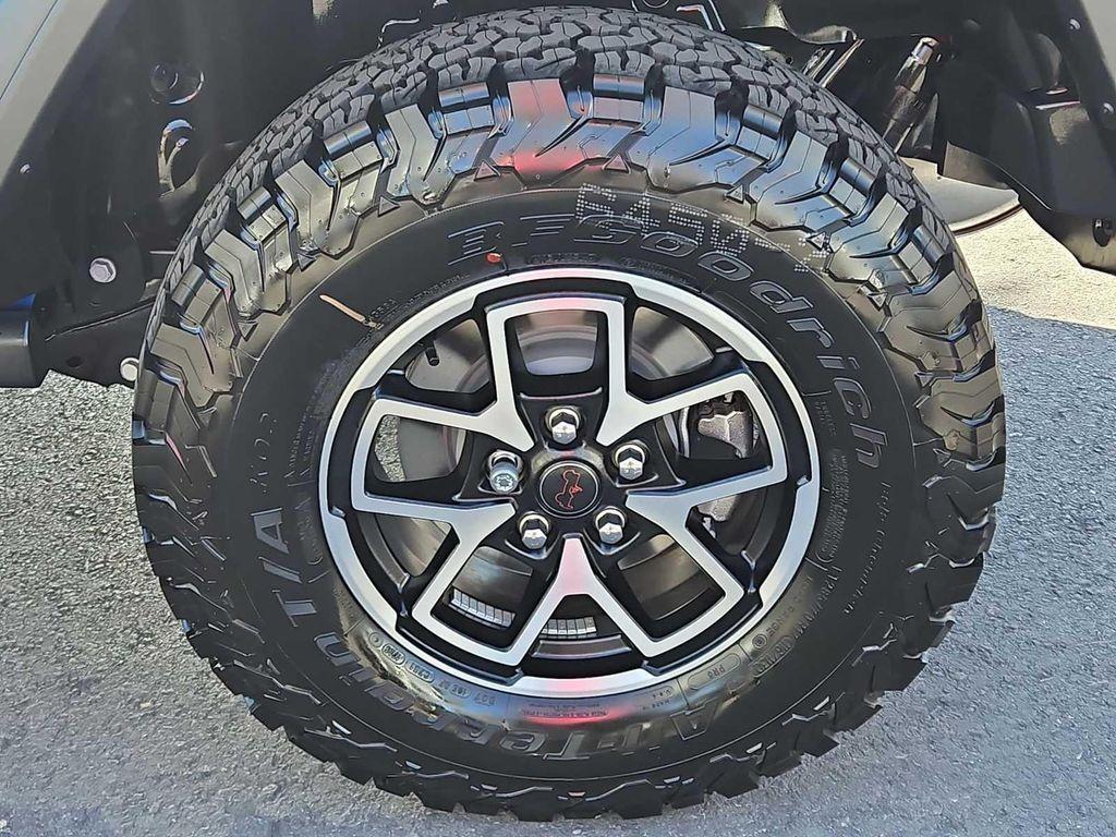 new 2025 Jeep Wrangler car, priced at $57,930