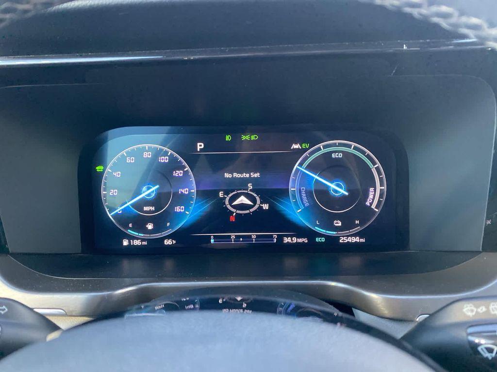 used 2023 Kia Sorento Hybrid car, priced at $32,500