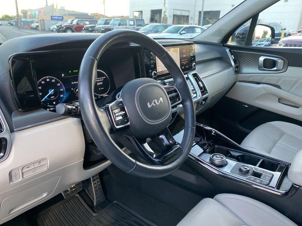 used 2023 Kia Sorento Hybrid car, priced at $32,500