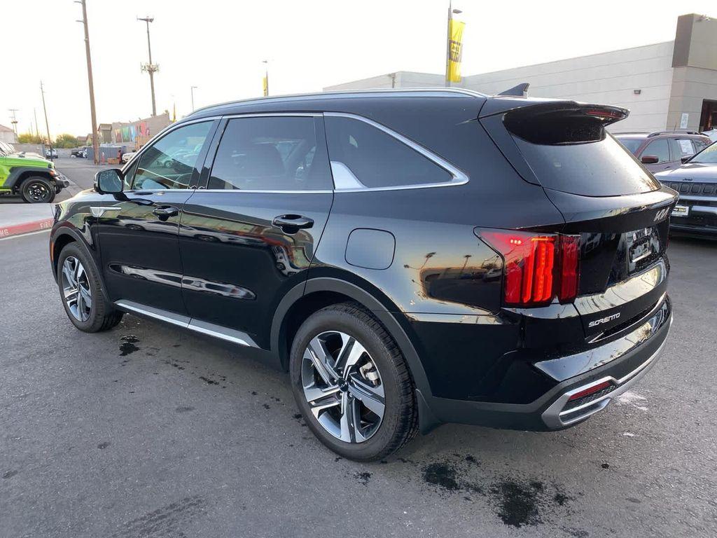 used 2023 Kia Sorento Hybrid car, priced at $32,500