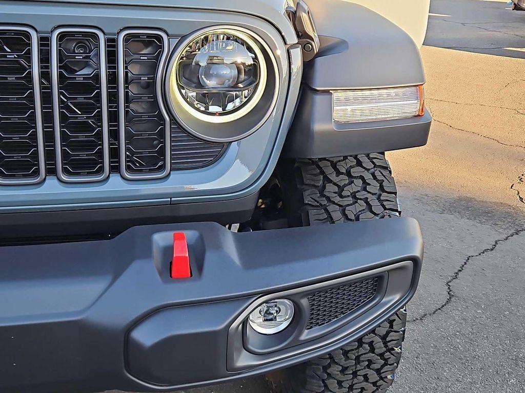 new 2026 Jeep Wrangler car, priced at $51,725