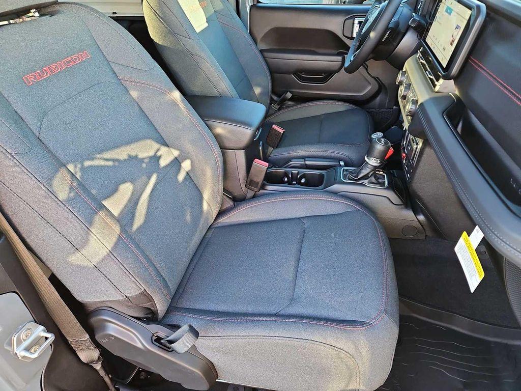 new 2026 Jeep Wrangler car, priced at $51,725