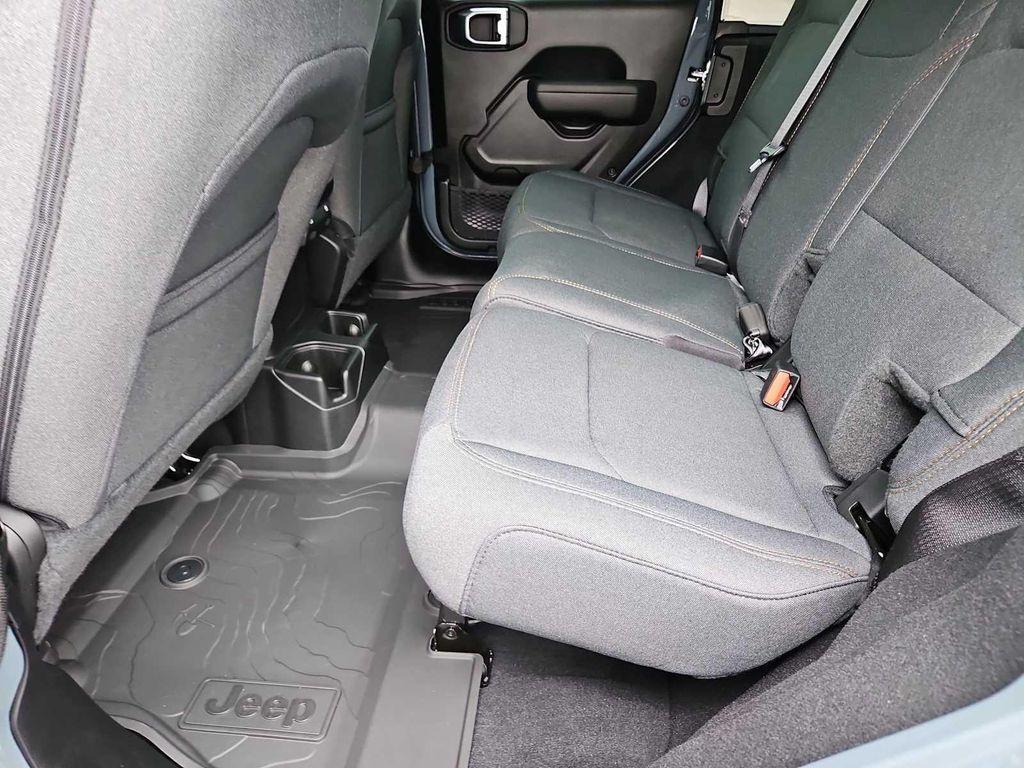 new 2025 Jeep Wrangler car, priced at $37,195