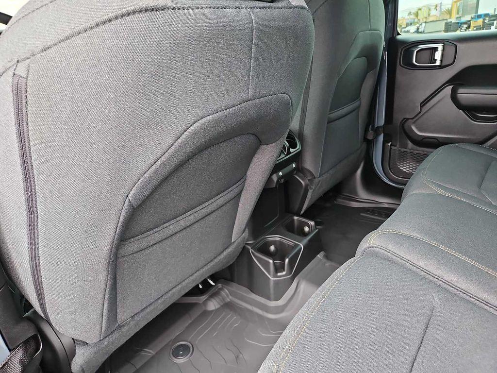 new 2025 Jeep Wrangler car, priced at $37,195