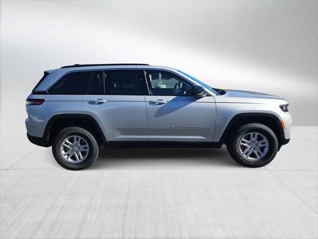 new 2025 Jeep Grand Cherokee car, priced at $41,220