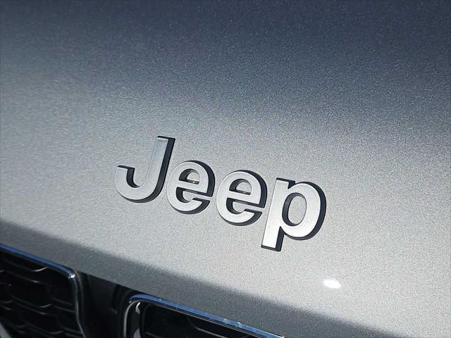 new 2025 Jeep Grand Cherokee car, priced at $41,220