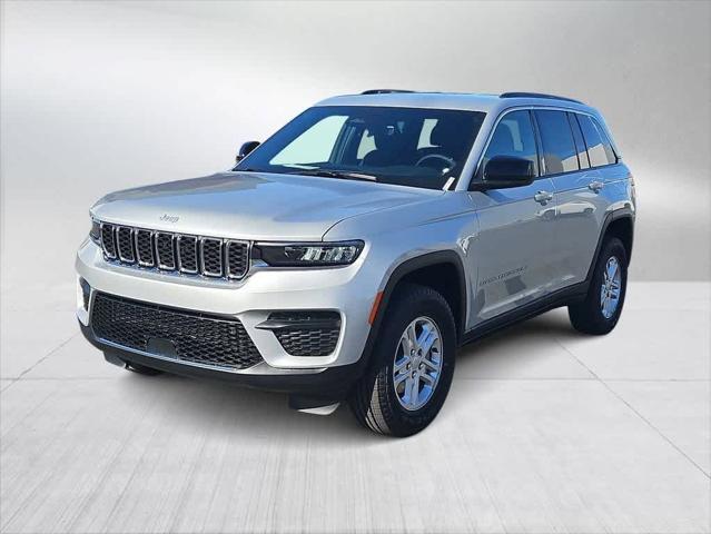 new 2025 Jeep Grand Cherokee car, priced at $41,220