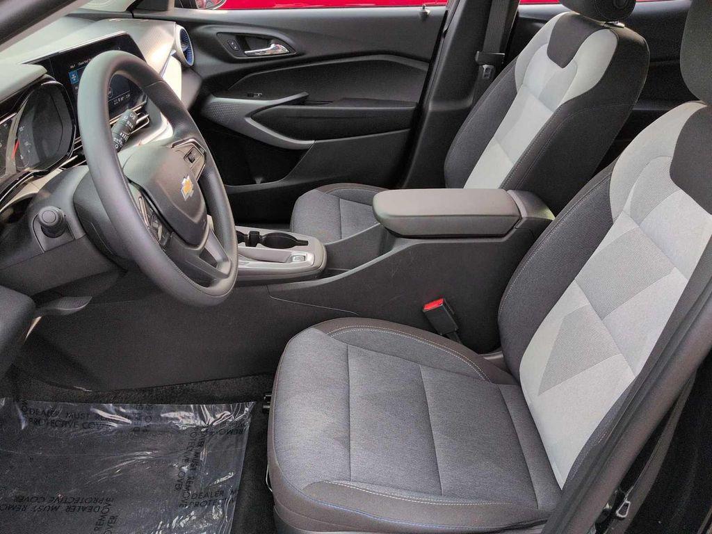 used 2024 Chevrolet Trax car, priced at $19,000