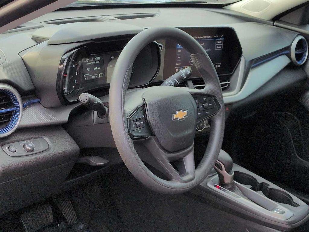 used 2024 Chevrolet Trax car, priced at $19,000