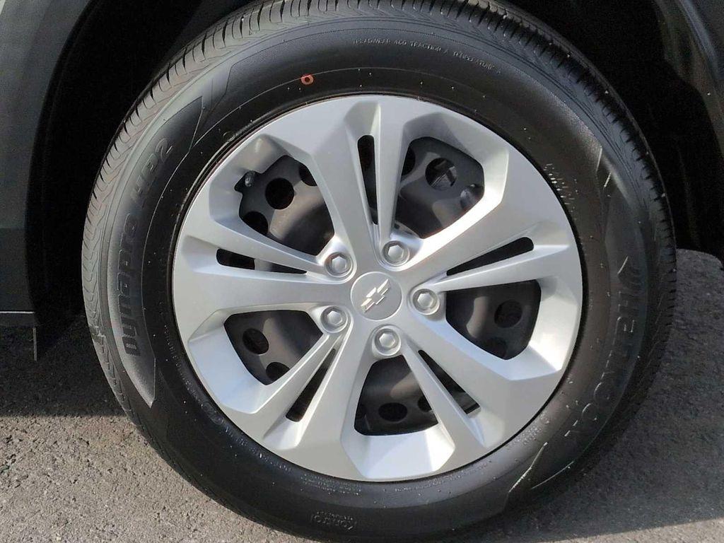 used 2024 Chevrolet Trax car, priced at $19,000
