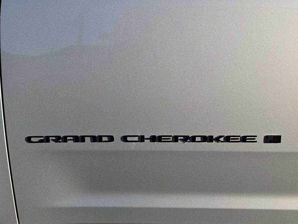 new 2025 Jeep Grand Cherokee L car, priced at $37,030