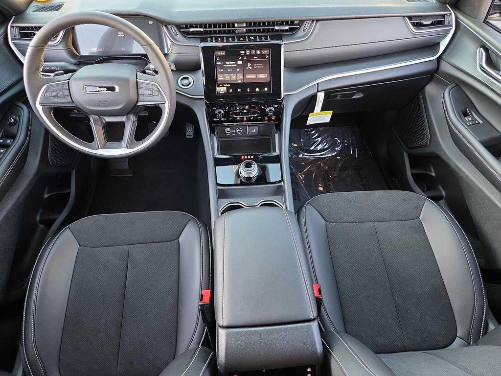 new 2025 Jeep Grand Cherokee L car, priced at $37,030