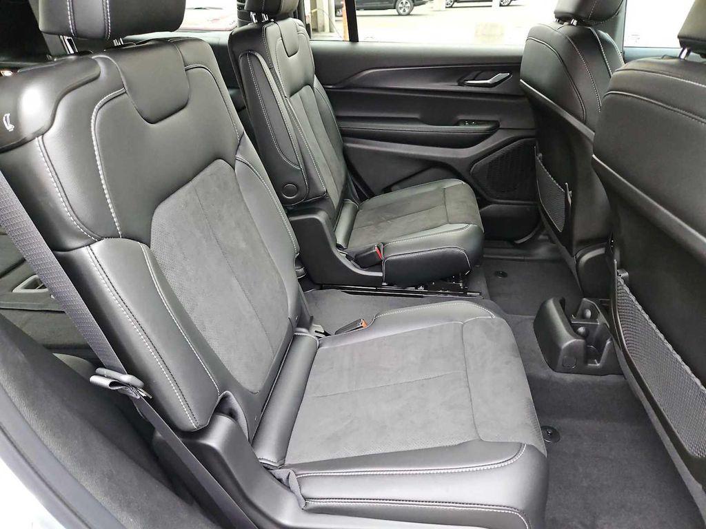 new 2025 Jeep Grand Cherokee L car, priced at $36,377