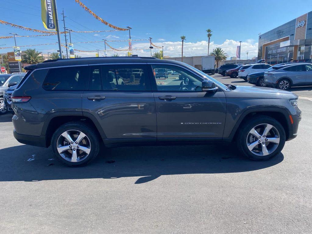 used 2021 Jeep Grand Cherokee L car, priced at $26,000