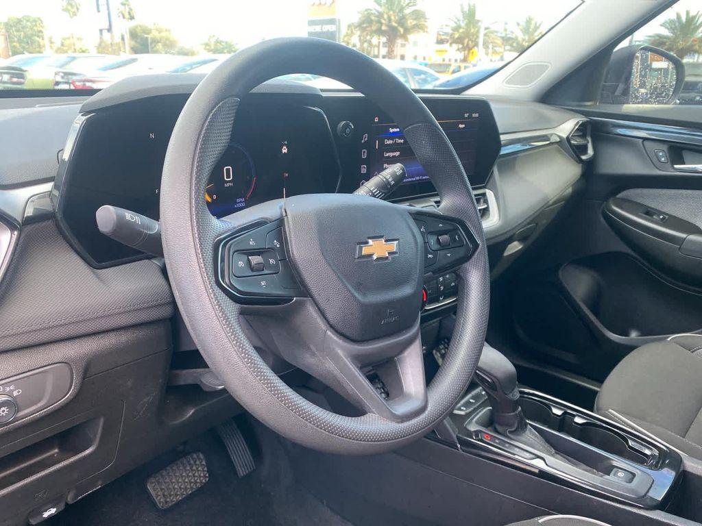 used 2025 Chevrolet TrailBlazer car, priced at $21,500