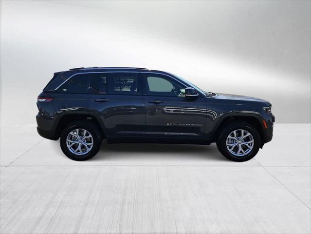 used 2022 Jeep Grand Cherokee car, priced at $29,500
