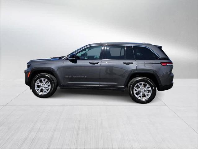 used 2022 Jeep Grand Cherokee car, priced at $29,500