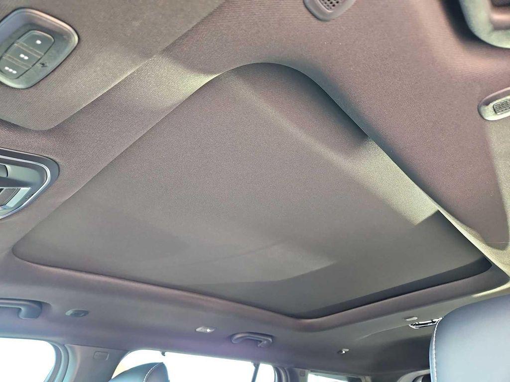 new 2025 Jeep Grand Cherokee L car, priced at $47,285