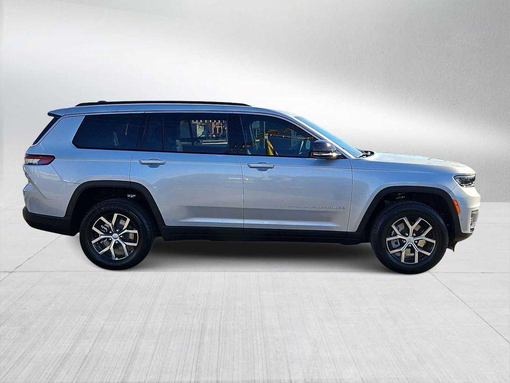 new 2025 Jeep Grand Cherokee L car, priced at $47,285