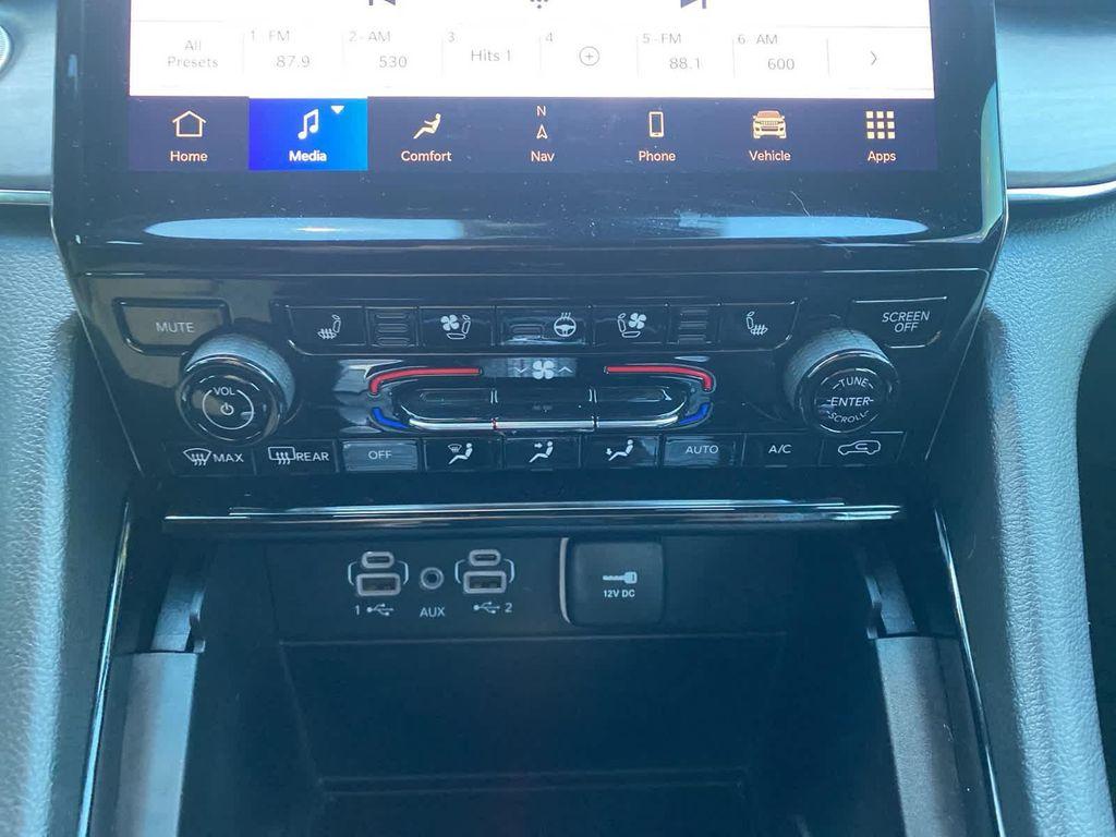 used 2023 Jeep Grand Cherokee car, priced at $38,500