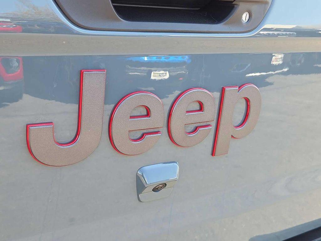new 2025 Jeep Gladiator car, priced at $49,095