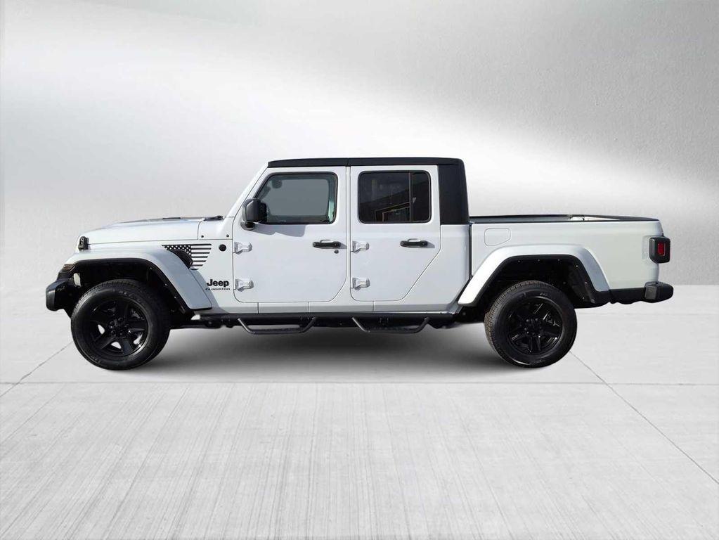 used 2021 Jeep Gladiator car, priced at $30,500
