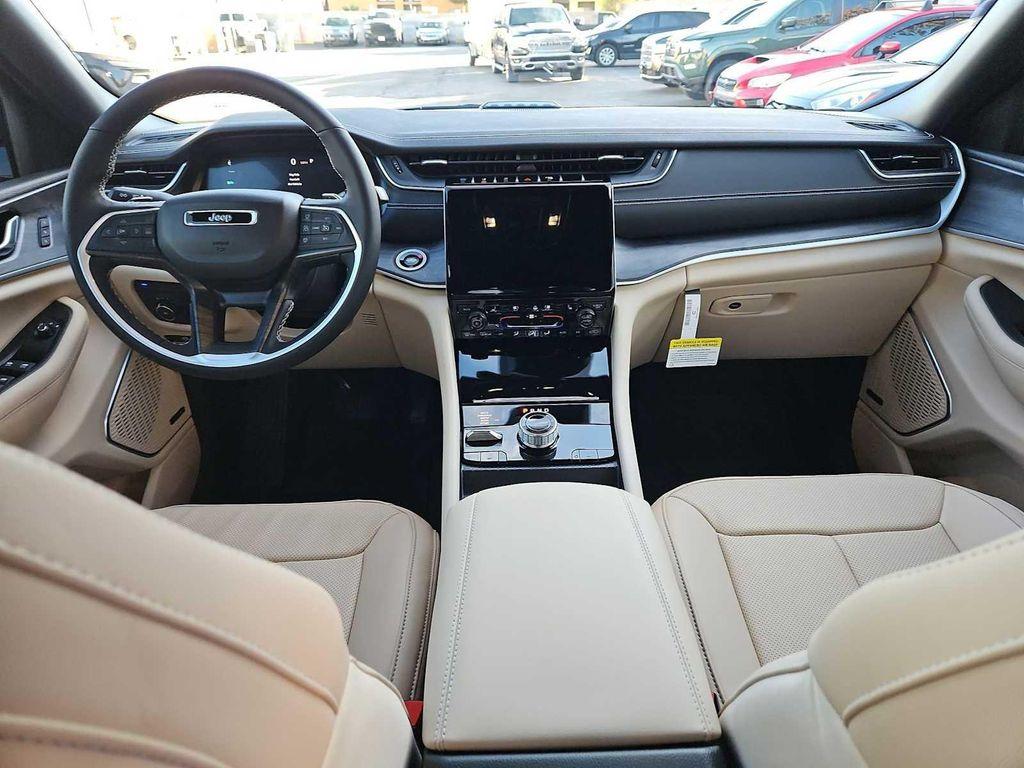 new 2025 Jeep Grand Cherokee 4xe car, priced at $53,555