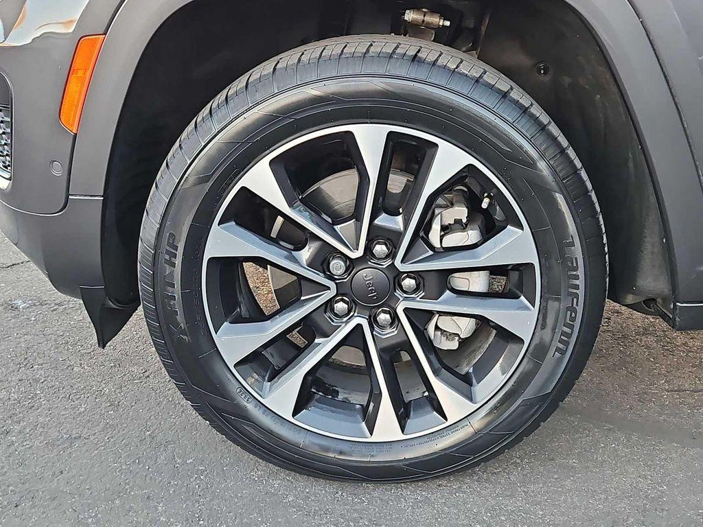 used 2021 Jeep Grand Cherokee L car, priced at $29,000