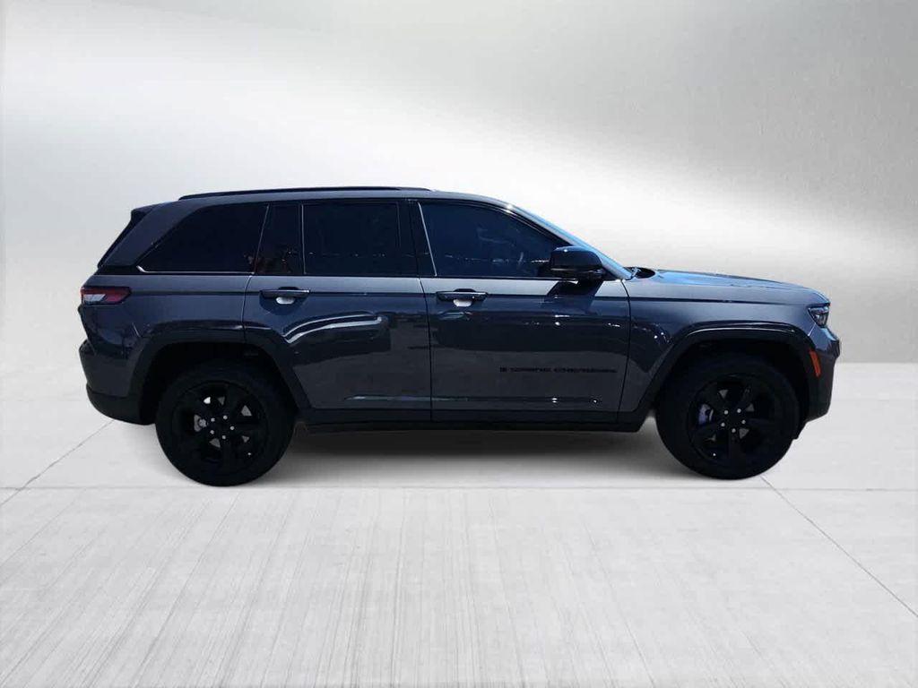 used 2023 Jeep Grand Cherokee car, priced at $28,500