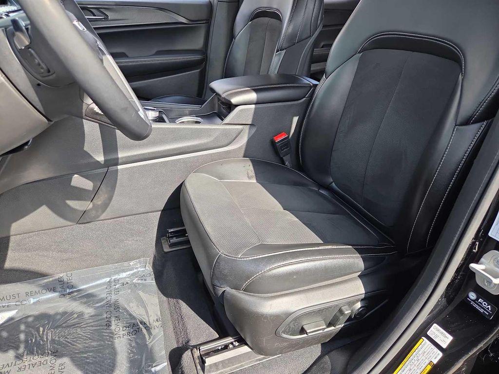 used 2024 Jeep Grand Cherokee L car, priced at $28,500