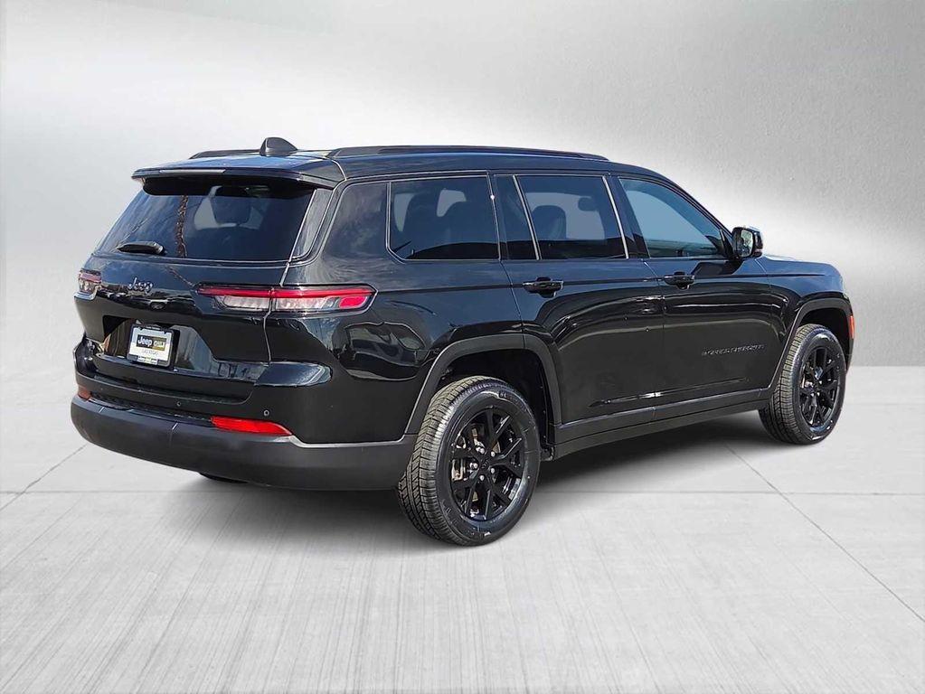used 2024 Jeep Grand Cherokee L car, priced at $28,500