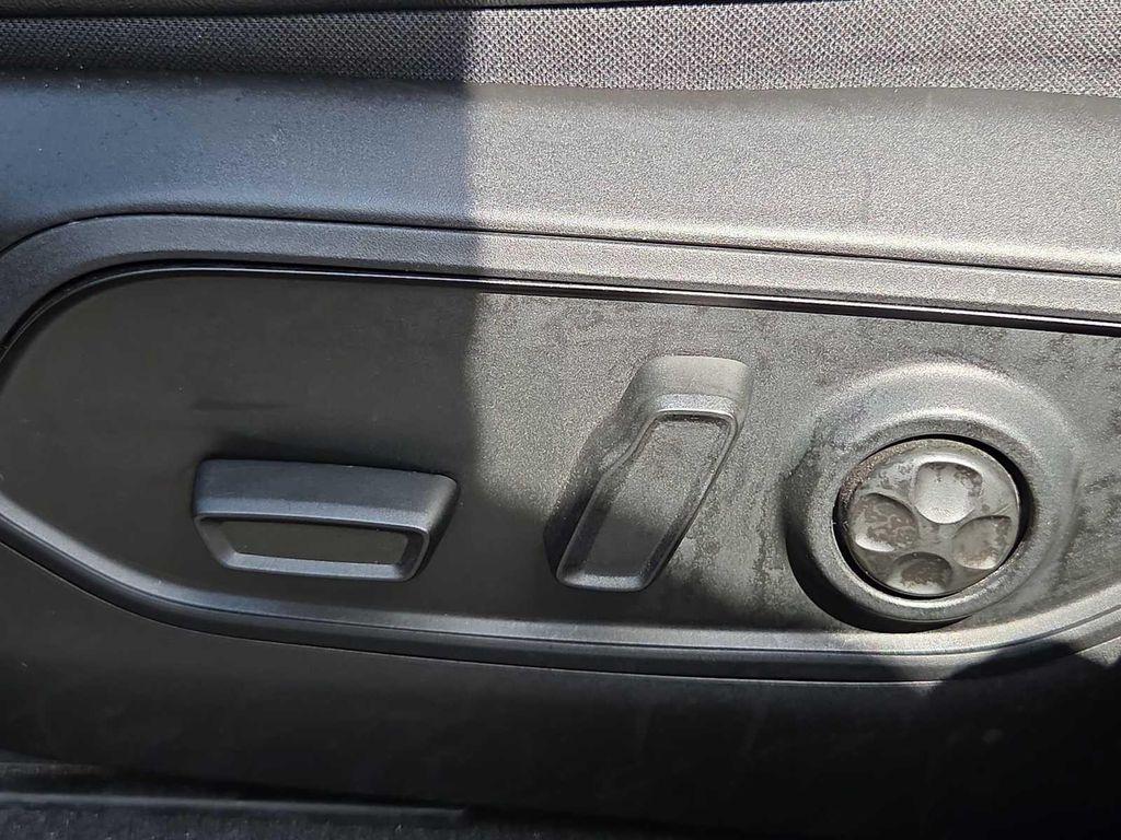 used 2024 Jeep Grand Cherokee L car, priced at $28,500