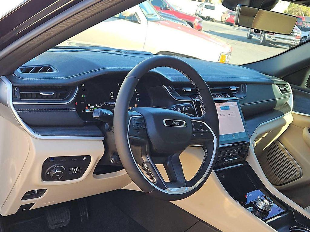 new 2025 Jeep Grand Cherokee 4xe car, priced at $54,823