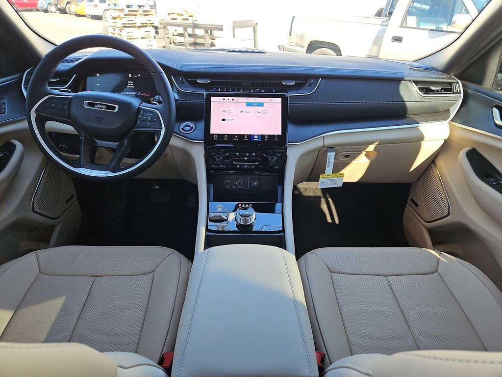 new 2025 Jeep Grand Cherokee 4xe car, priced at $54,823