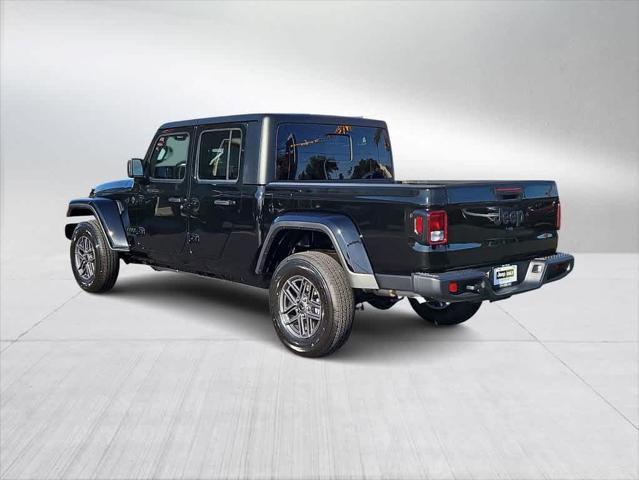 new 2025 Jeep Gladiator car, priced at $45,023