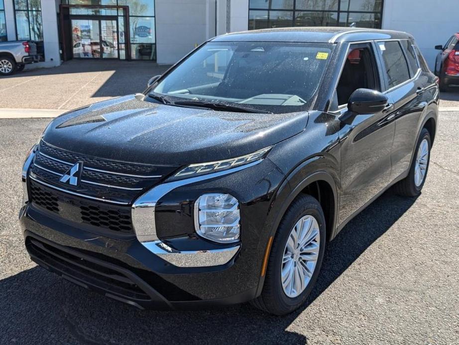 new 2024 Mitsubishi Outlander car, priced at $31,615