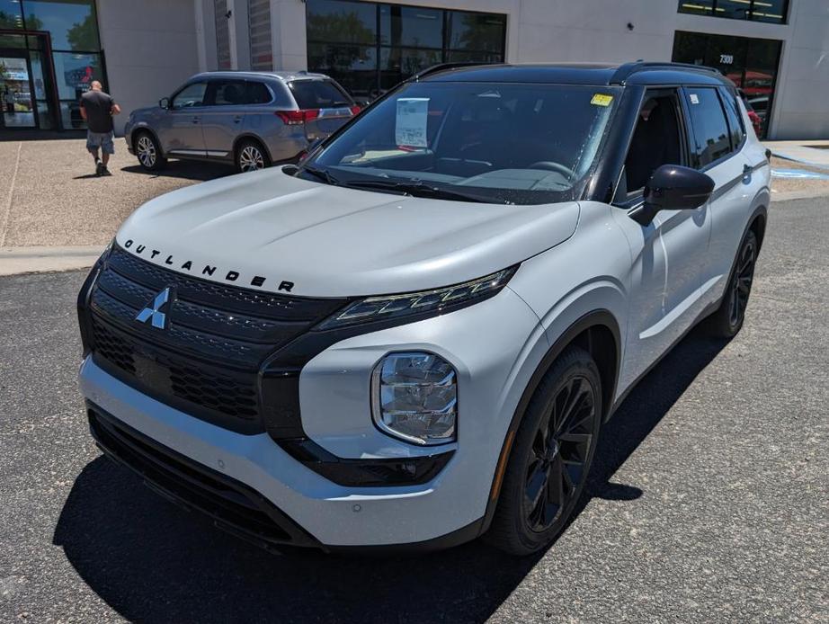 new 2024 Mitsubishi Outlander car, priced at $39,555