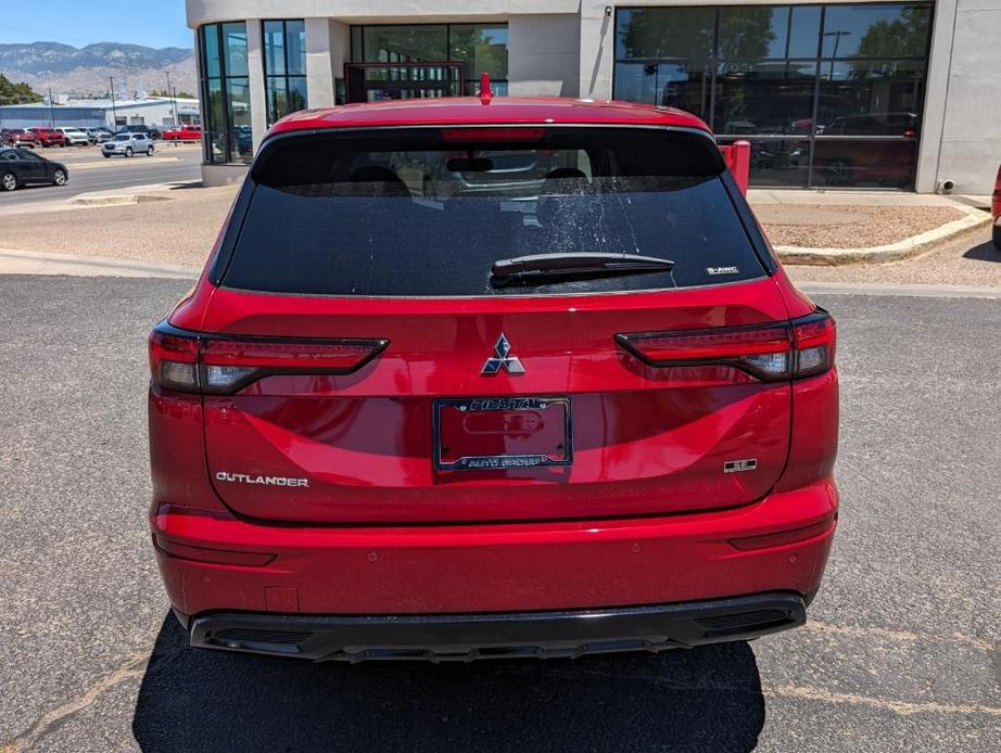 new 2024 Mitsubishi Outlander car, priced at $37,955