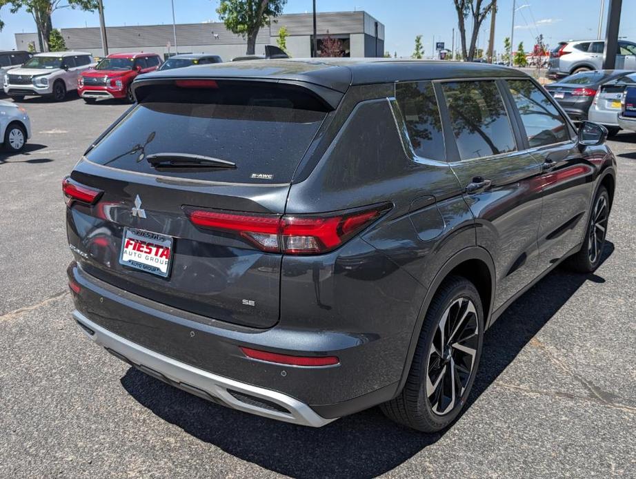 new 2024 Mitsubishi Outlander car, priced at $35,255