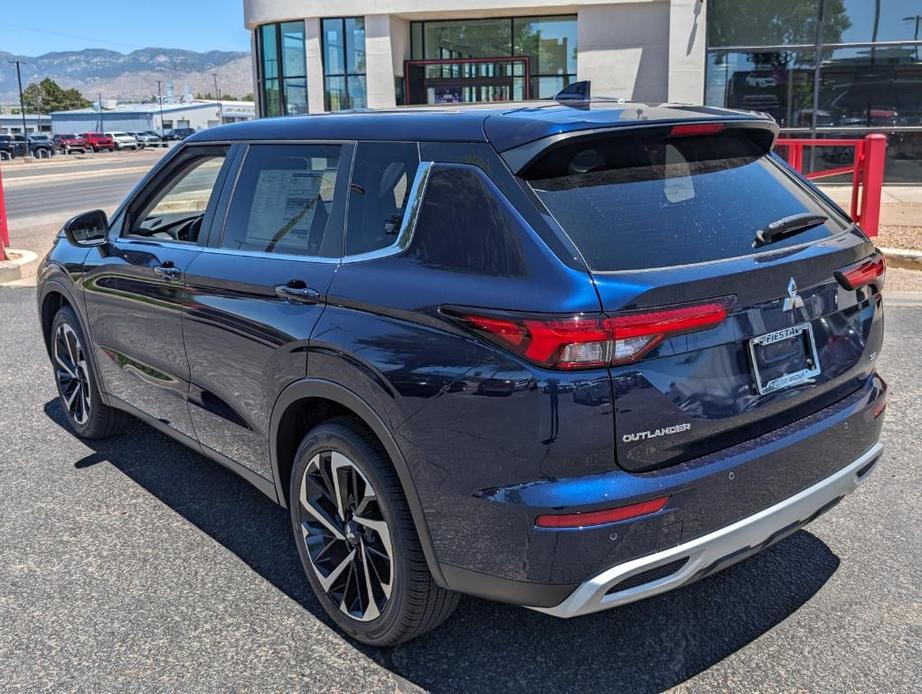 new 2024 Mitsubishi Outlander car, priced at $34,125