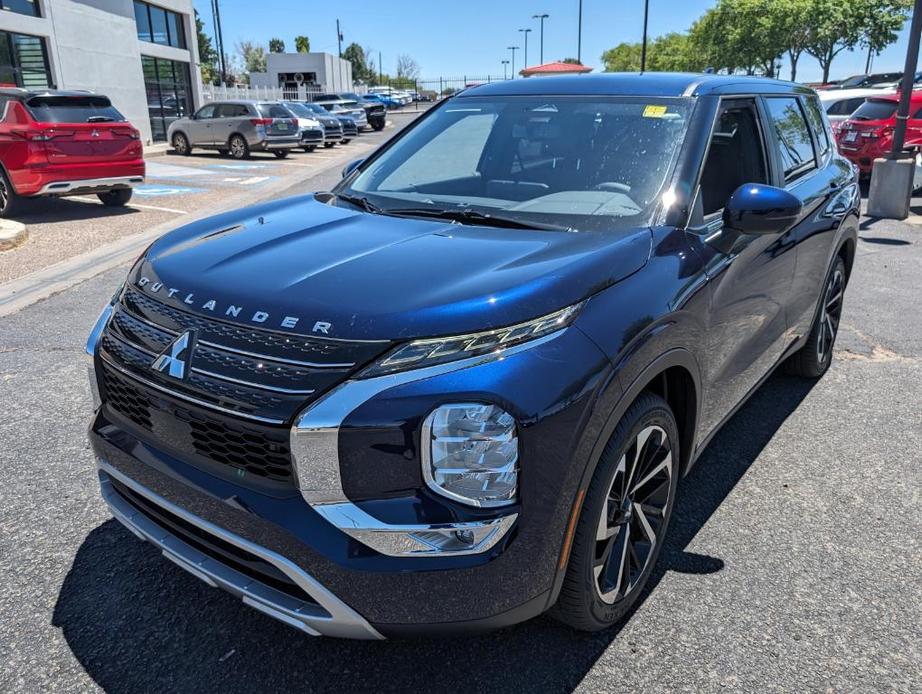 new 2024 Mitsubishi Outlander car, priced at $34,125