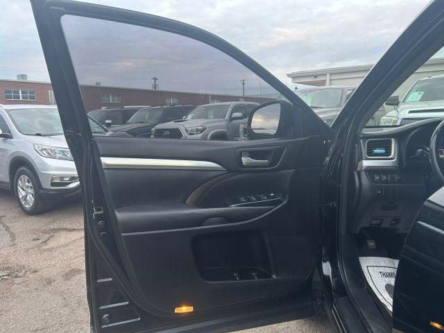 used 2017 Toyota Highlander car, priced at $18,495