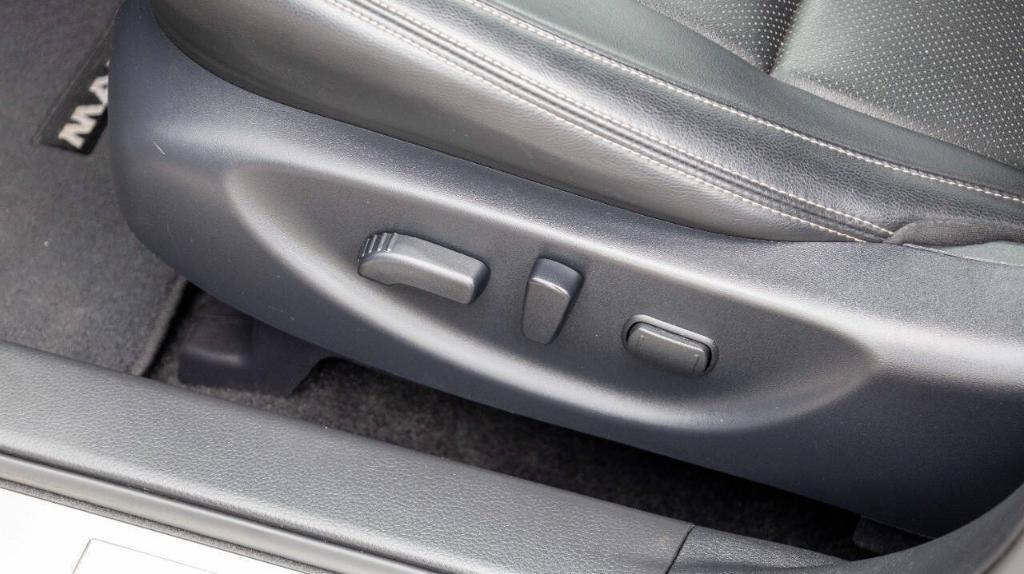 used 2020 Nissan Maxima car, priced at $23,995