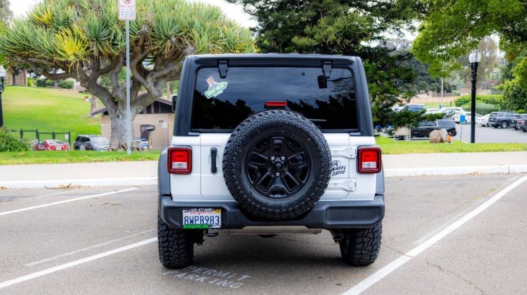 used 2021 Jeep Wrangler Unlimited car, priced at $33,995