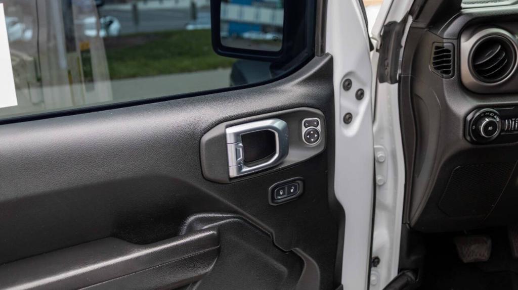 used 2021 Jeep Wrangler Unlimited car, priced at $33,995