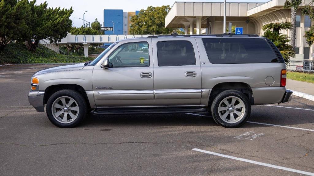 used 2001 GMC Yukon XL car, priced at $9,995